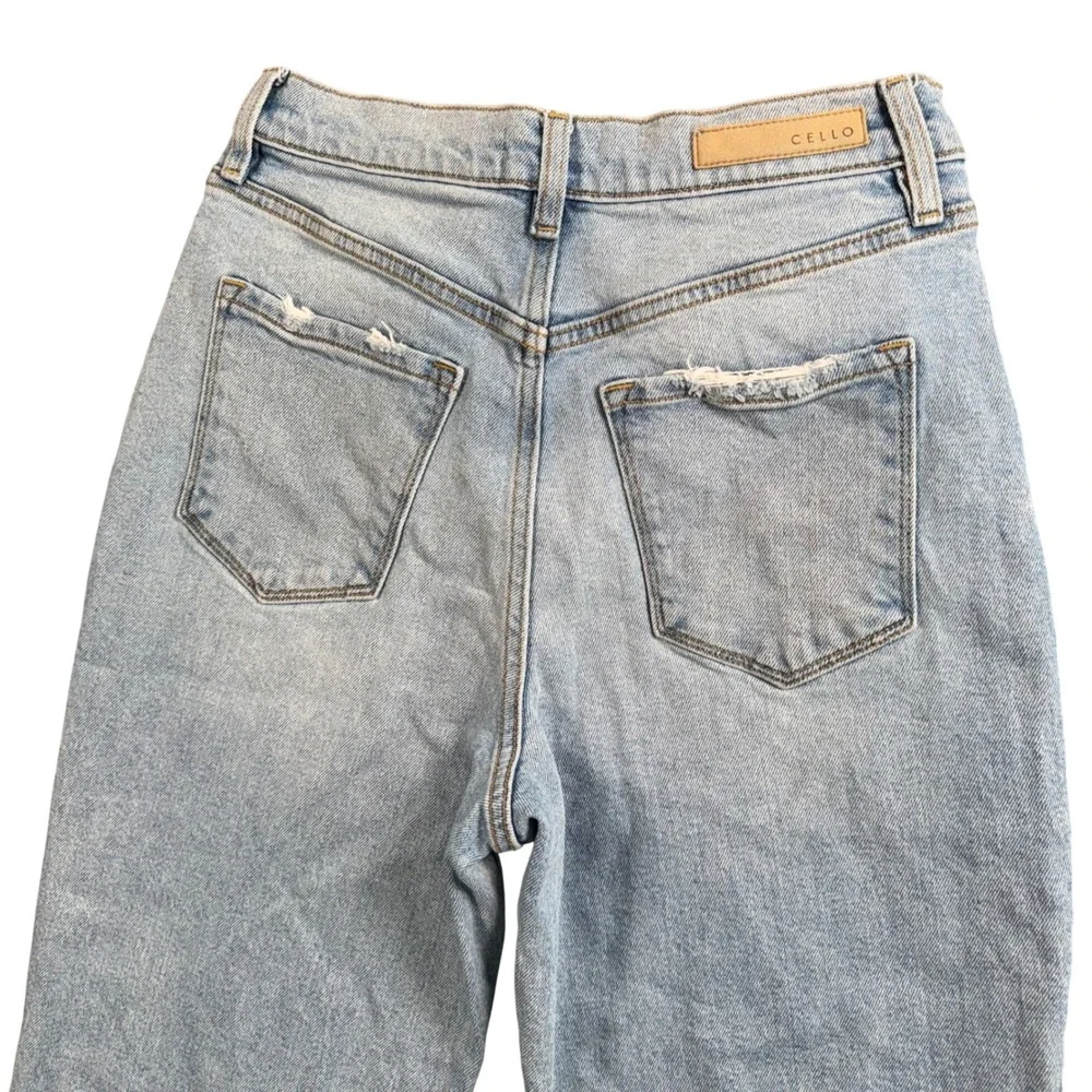 Cello Light Wash Straight Leg Jeans Distressed High Rise‎ Y2K Grunge Streetwear